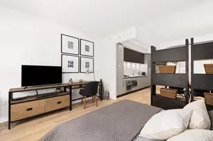 540 W 49th St, New York City, NY 10019 - Photo 4
