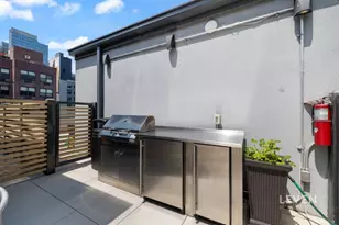 540 W 49th St, New York City, NY 10019 - Photo 16