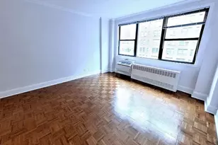 442 W 57th St, New York, NY 10019 - Photo 2