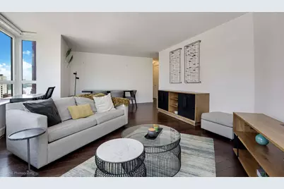 200 E 94th Street, New York City, NY 10128 - Photo 4