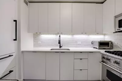 200 E 94th Street, New York City, NY 10128 - Photo 6