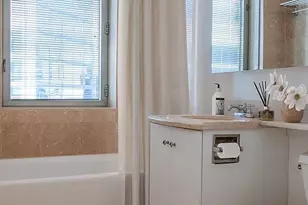 150 E 44th St, New York City, NY 10017 - Photo 6