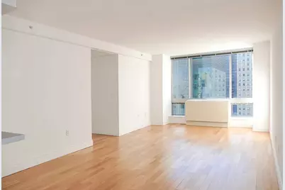 150 E 44th Street #36H, New York City, NY 10017 - Photo 2