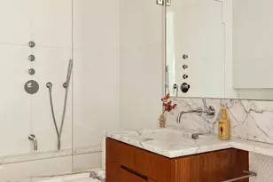 205 W 19th St, New York City, NY 10011 - Photo 22