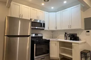 45 W 81st St, New York City, NY 10024 - Photo 4