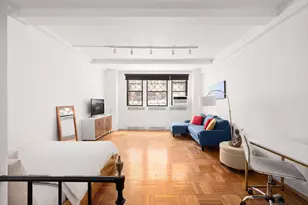 235 E 73rd St, New York City, NY 10021 - Photo 1