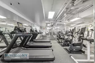 320 E 42nd St, New York City, NY 10017 - Photo 6