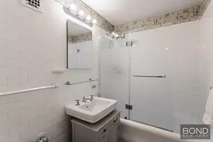 201 W 16th St, New York, NY 10011 - Photo 6