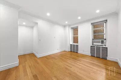 26 E 63rd Street #2c, New York City, NY 10065 - Photo 4