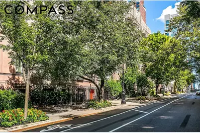 222 E 61st Street, New York City, NY 10065 - Photo 30