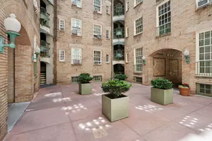 516 E 78th St, New York City, NY 10075 - Photo 10