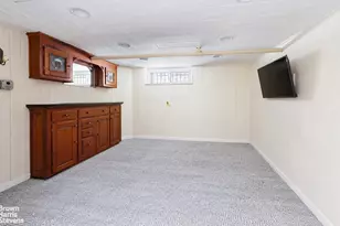 1917 Glenwood Rd, New York City, NY 11230 - Photo 14