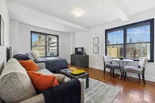 200 E 16th St, New York, NY 10003 - Photo 1