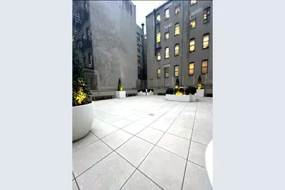 400 E 71st Street #7K, New York, NY 10021 - Photo 8