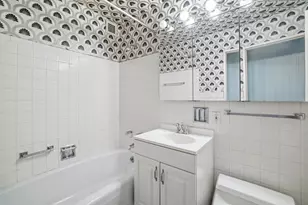 170 West End Ave, New York City, NY 10023 - Photo 8