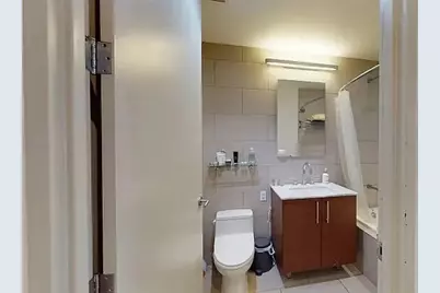 21-45 44th Drive #1I, New York City, NY 11101 - Photo 6