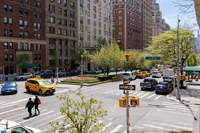 940 Park Avenue #2A, New York City, NY 10028 - Photo 12
