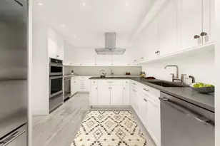 176 E 71st St, New York City, NY 10021 - Photo 4