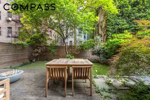 318 E 81st St, New York City, NY 10075 - Photo 2