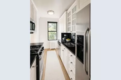 425 Riverside Drive #3J, New York City, NY 10025 - Photo 4