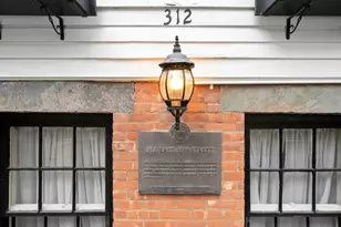 312 E 53rd St, New York City, NY 10022 - Photo 2