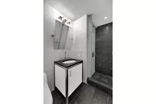 100 W 58th St, New York City, NY 10019 - Photo 14
