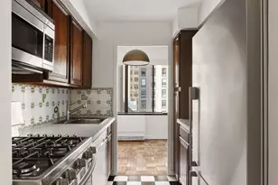 900 Park Ave, New York, NY 10075 - Photo 6