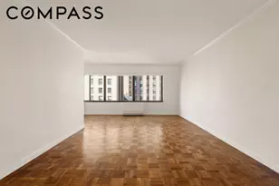 900 Park Ave, New York, NY 10075 - Photo 1
