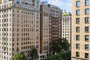 900 Park Ave, New York, NY 10075 - Photo 2