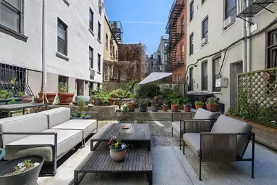 307 W 20th Street #3-R, New York City, NY 10011 - Photo 12