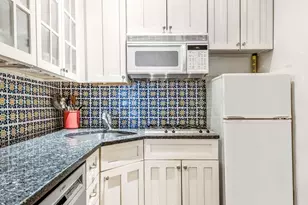 134 W 82 St, New York City, NY 10024 - Photo 4