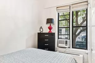 134 W 82 St, New York City, NY 10024 - Photo 8