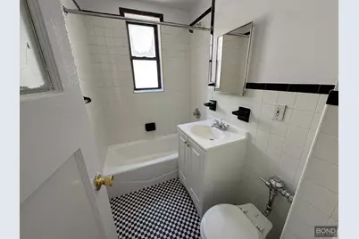 32-15 35th Street #F6, Astoria, NY 11106 - Photo 4