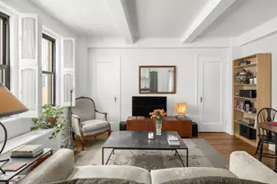 211 E 35th St, New York City, NY 10016 - Photo 2