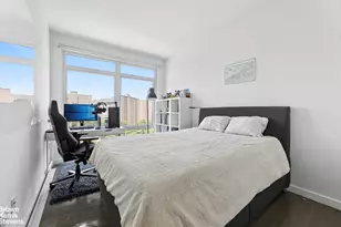 371 W 123rd St, New York City, NY 10027 - Photo 10