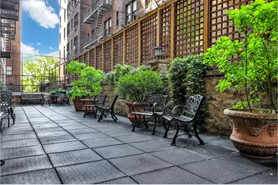 411 E 53rd Street #14B, New York City, NY 10022 - Photo 12