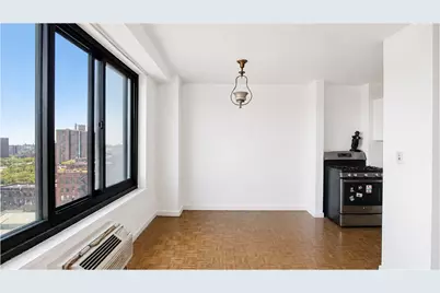 185 Hall Street #1704, New York City, NY 11205 - Photo 2