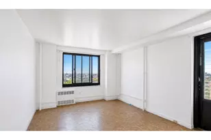 185 Hall St, New York City, NY 11205 - Photo 4