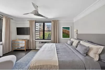 100 W 12th Street #4K, New York City, NY 10011 - Photo 12