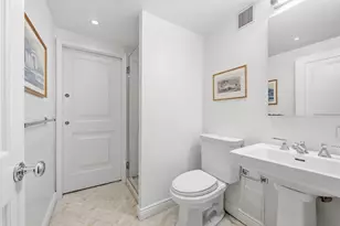 240 Centre St, New York City, NY 10013 - Photo 6