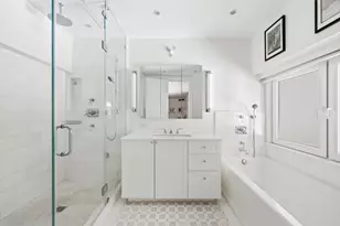 240 Centre St, New York City, NY 10013 - Photo 10