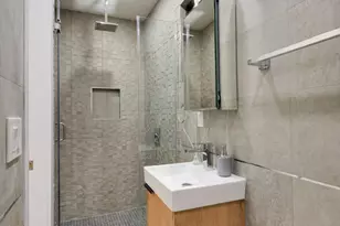 430 E 14th St, New York City, NY 10009 - Photo 8