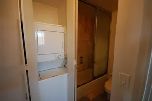 415 E 37th St, New York City, NY 10016 - Photo 4