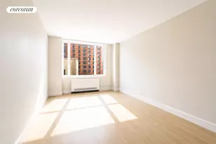 308 E 72nd St, New York City, NY 10021 - Photo 4