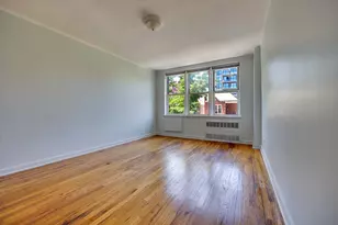 495 E 7th St, New York City, NY 11218 - Photo 12