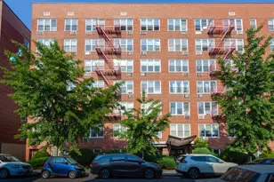 495 E 7th St, New York City, NY 11218 - Photo 14