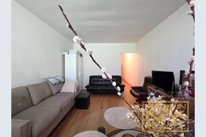 171 E 77th Street #3F, New York City, NY 10075 - Photo 2