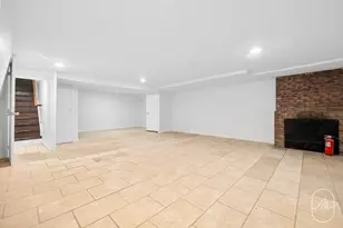 313 W 29th St, New York City, NY 10001 - Photo 10
