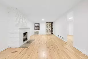 313 W 29th St, New York City, NY 10001 - Photo 2