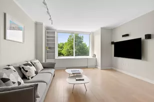 212 Warren St, New York City, NY 10282 - Photo 1